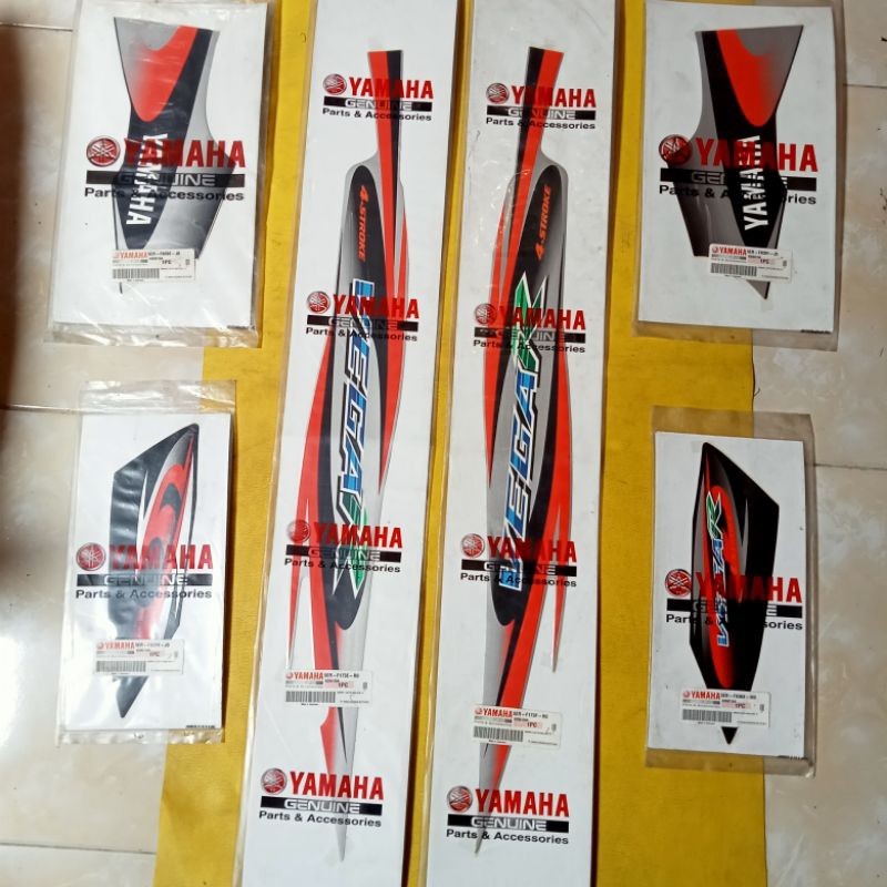 striping set Yamaha Vega lama R 2005 hitam silver original YGP