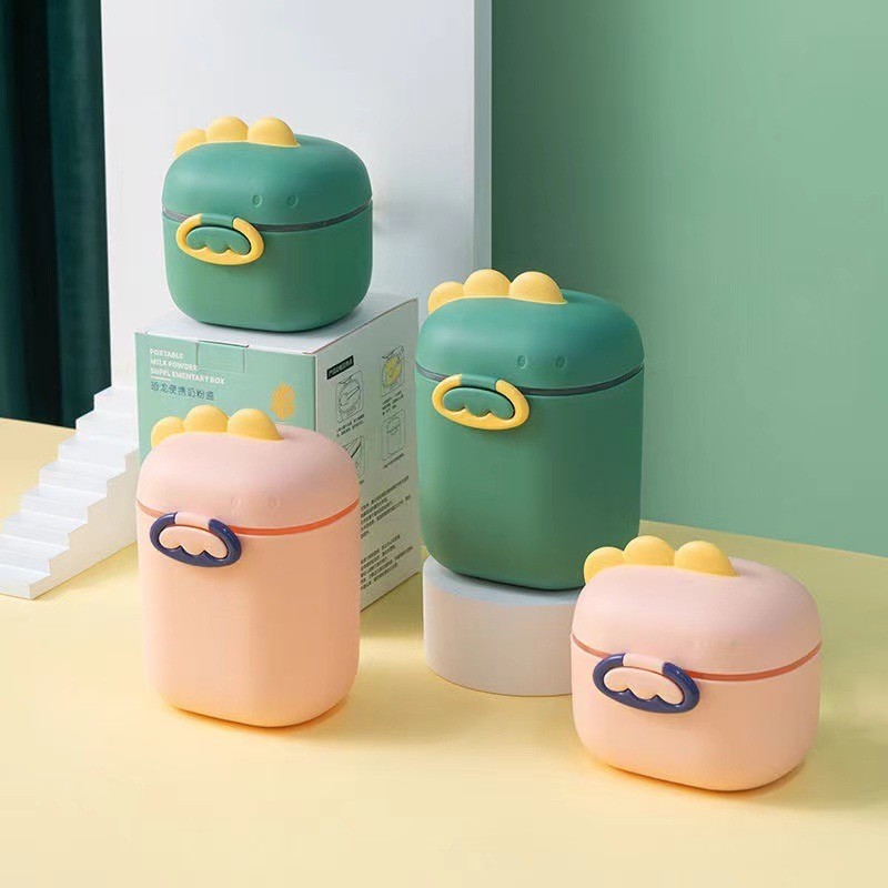 Tempat Susu Bubuk Bayi Motif Dino 800ml GRATIS Sendok Wadah Penyimpanan Makanan Snack Buah Biskuit F