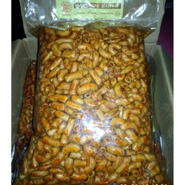

MAKARONI BANTET kriwil KEMASAN 1KG (daun jeruk)