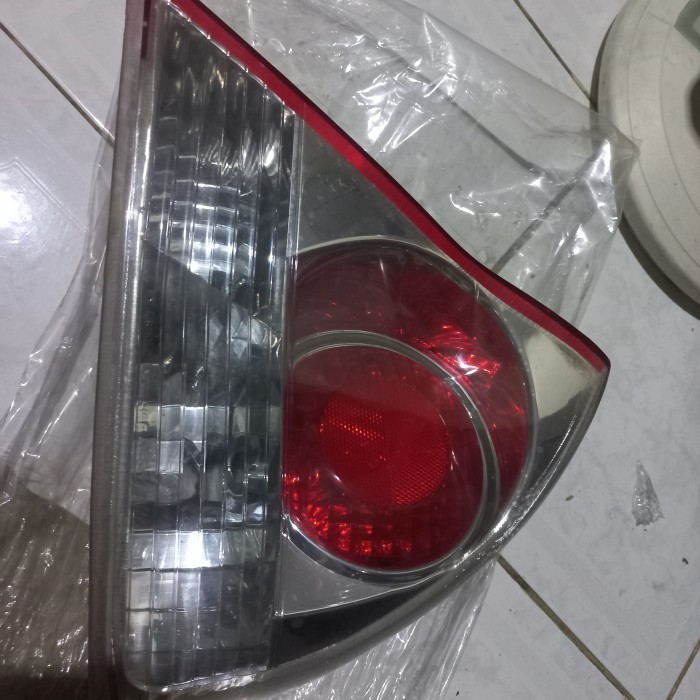 Stop lamp Lampu belakang  mitsubishi lancer evo 4