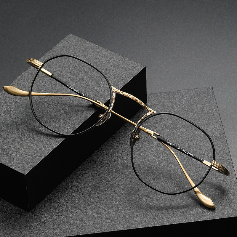 

New Vintage Irregular Personalized Glasses Frames for Men High Quality Handmade Women's Optical Pure Titanium Eyeglasses