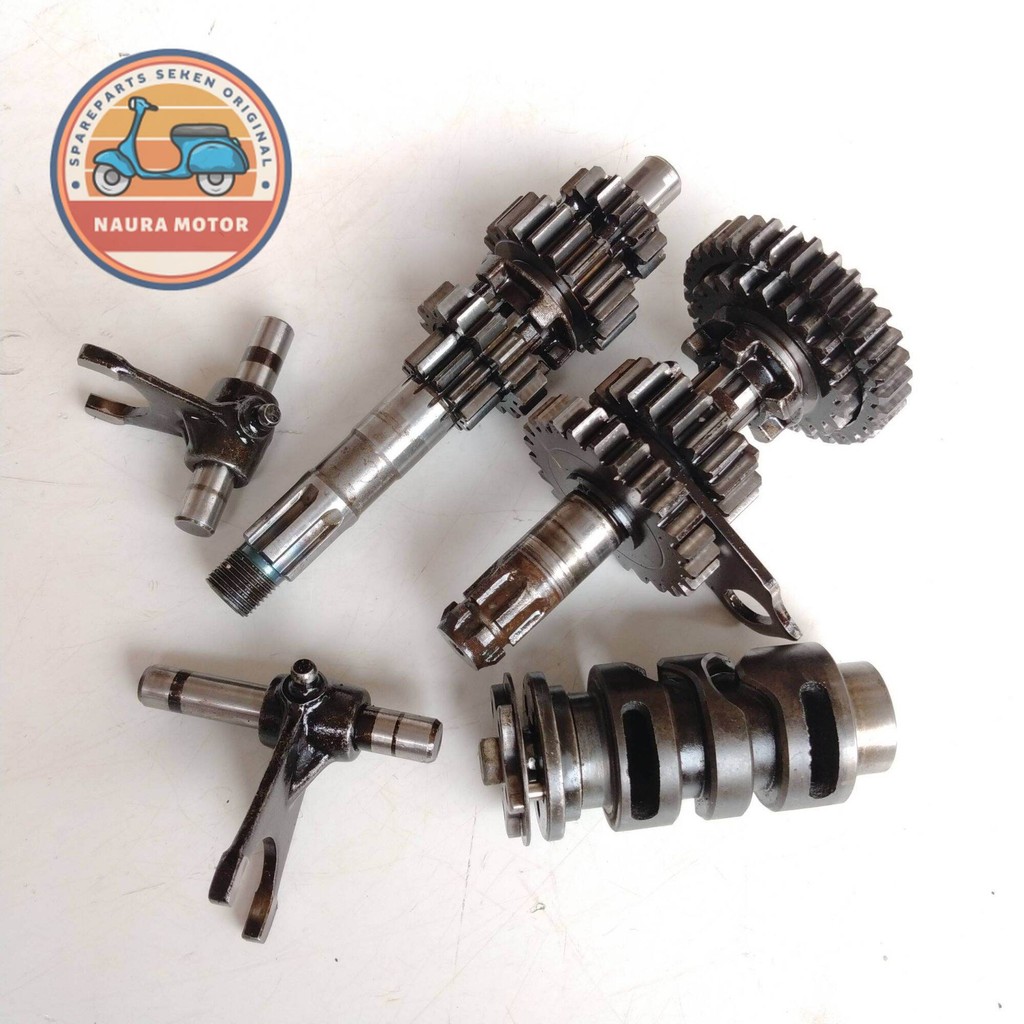 GIGI RASIO SMASH TITAN 115 ORIGINAL COPOTAN MOTOR TRANSMISI SMASH TITAN 115