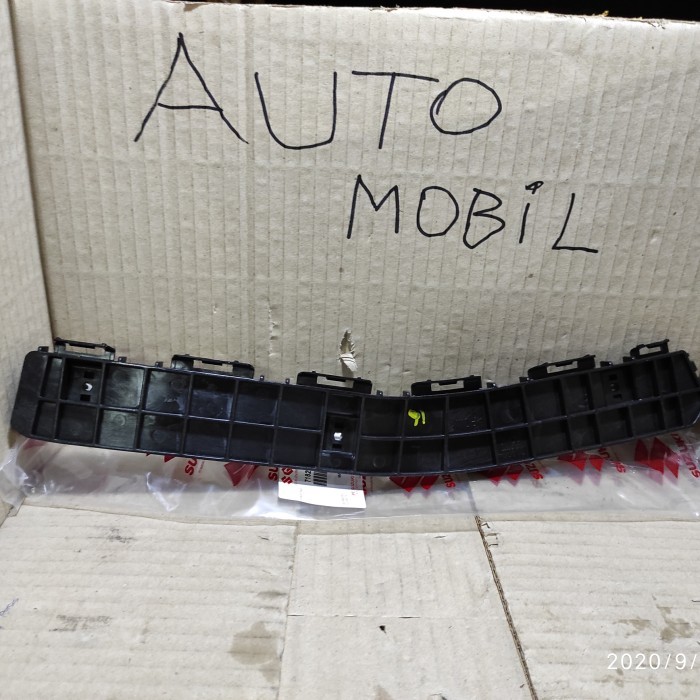 Breket Bemper Belakang Atas Ertiga - Kanan, 2012-2017 BARU