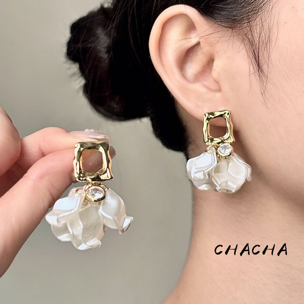 【CC ACC】 Anting Geometri Mutiara Lapis Emas Desain Eksklusif Q106