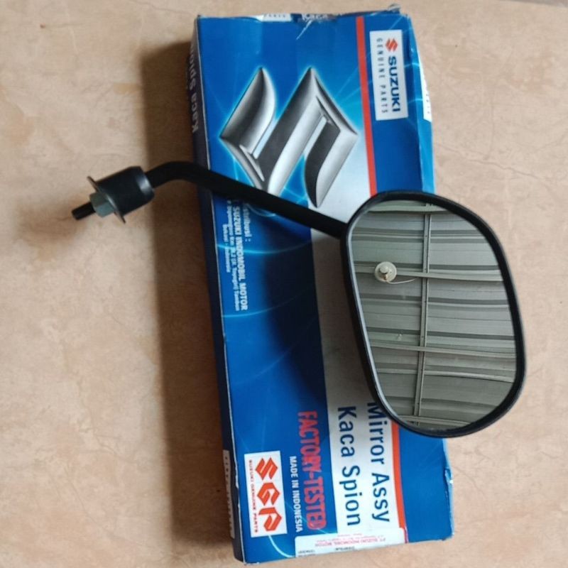 kaca spion original  kanan  Suzuki smash 110,satria 2 tak, shogun kebo, spin, shooter drat 12
