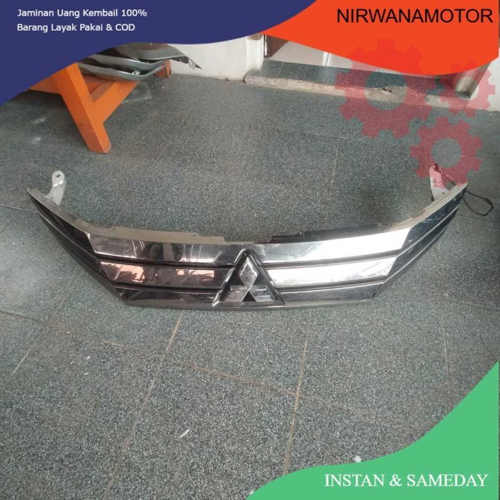 Grill Mitsubishi Xpander 2018