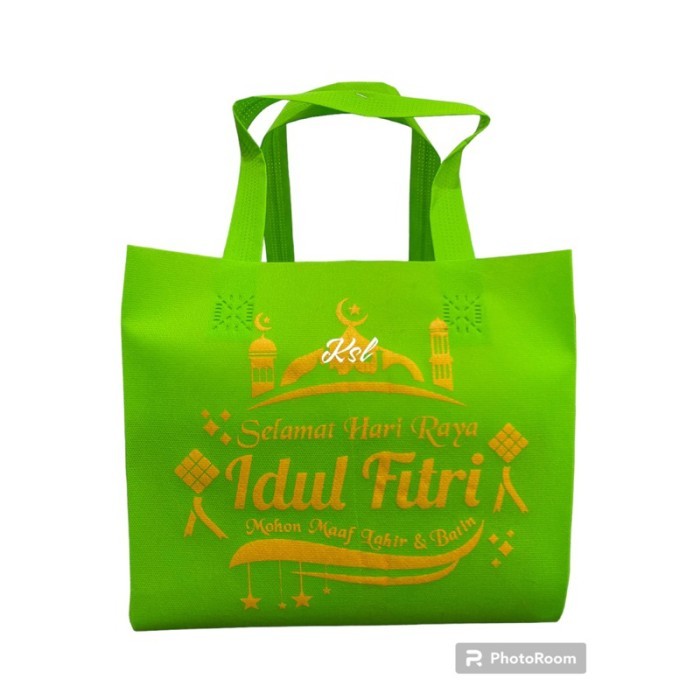 

TAS SPUNBOND GOODIE BAG HAMPERS LEBARAN IDUL FITRI KUE KOTAK HM6