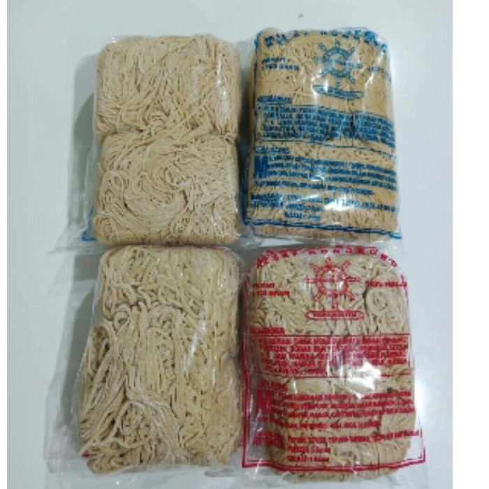 

Bakmi/mie kemudi merah