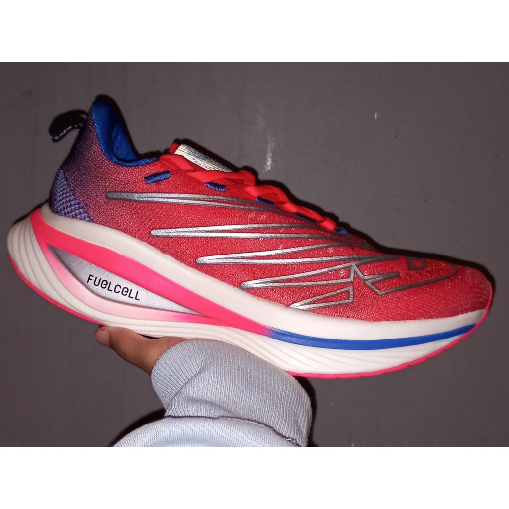 KJ - SEPATU PRIA / SEPATU WANITA - New balance fuelcell sc elite v3 TCS red blue