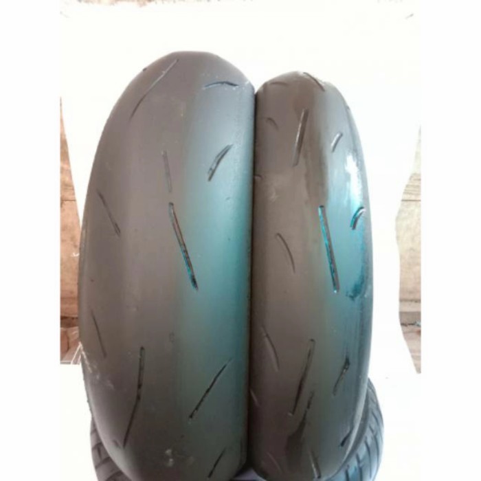 sepasang ban dunlop 150/60 & 110/70 ring 17