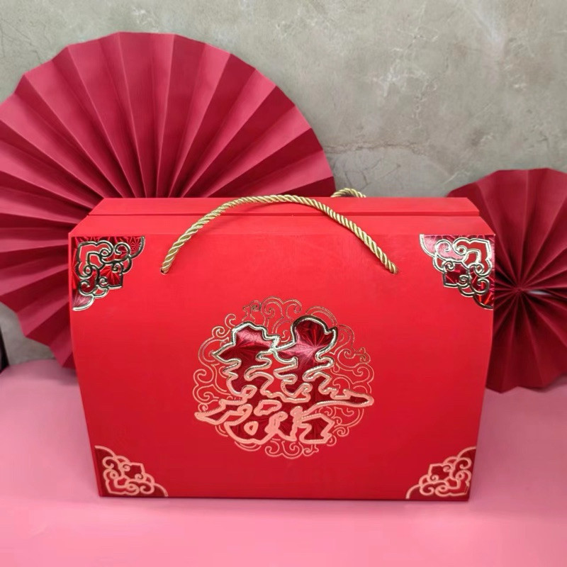 

TokoSasa Paperbag Besar Matte Souvenir Sangjit Teapai / Goodie Bag Wedding Shuangxi Phangteh / Paper bag Red Handuk Suvenir Pernikahan / Kotak Box Handuk Nikah /Hampers Box Matte / Wedding Gift Tea Pai / Box Merah Besar