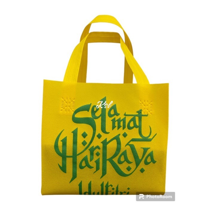 

TAS SPUNBOND GOODIE BAG HAMPERS LEBARAN IDUL FITRI KUE KOTAK K2