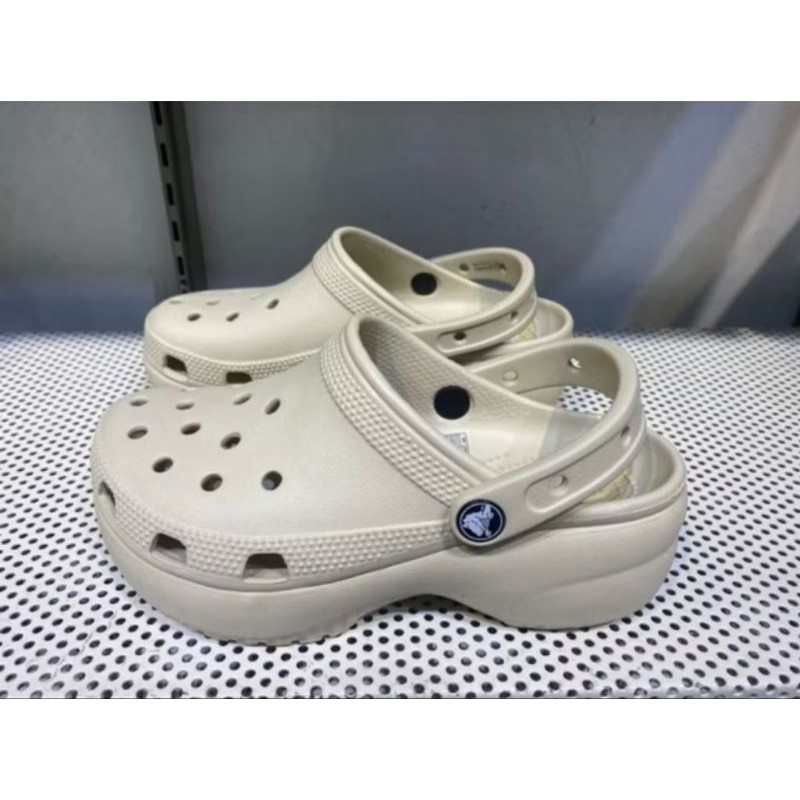 Crocs Classic clog platform / Sandal wanita Crocs classic Platform  / Crocs platform clog
