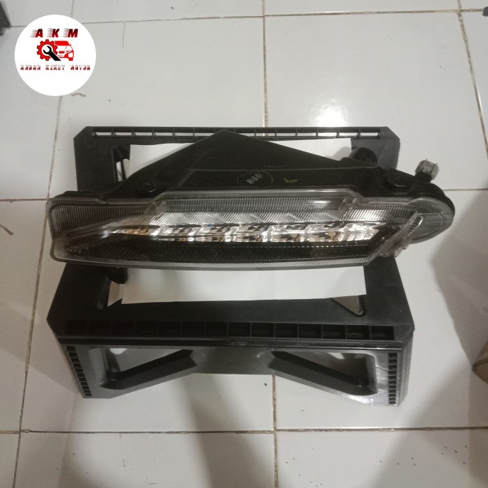 LAMPU DRL DAYTIME RUNNING YARIS 2019-2020 ( KANAN) ORIGINAL