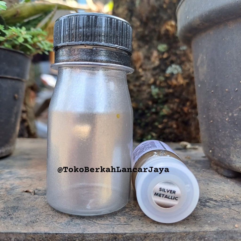 

CANDY PAINT CANDY CHRONE CAT VELG MOTOR DAN MOBIL Pilok Diton 150cc Pilox Pylox Cat Candy Metalik OLES EXTRA LEBIH BANYAK ISI 12.5 ML