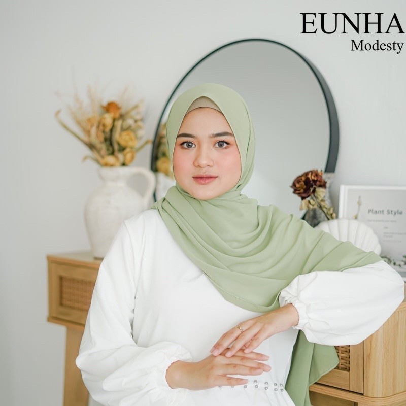 Hijab Pashmina Ceruty Baby Doll Premium Pasmina Turkish Shawl Warna Hijau Sage
