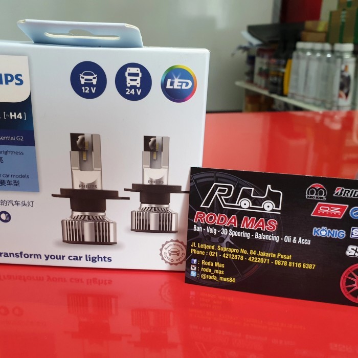 LED Lampu Bohlam Headlamp Philips Ultinon Essential H4 Original