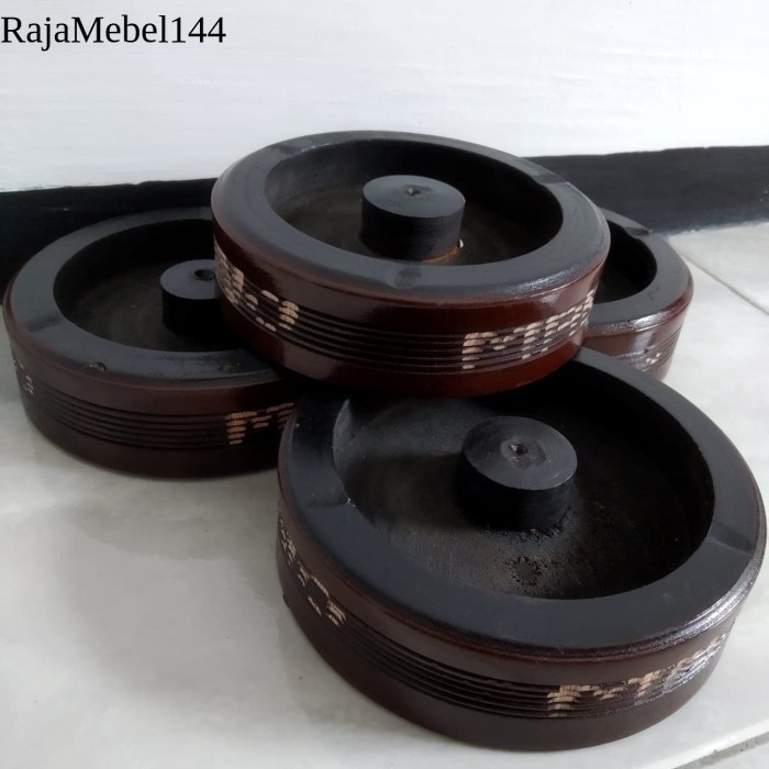

Asbak Kayu Mahoni Hitam Motif Ukir free ongkir