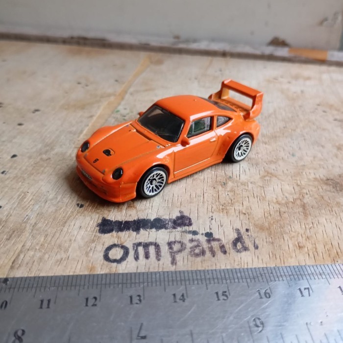 Second Loose hot wheels diecast Porsche 993