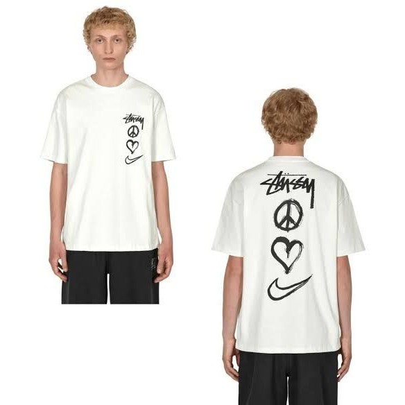 Kaos Oversize STUSSY X NIKE Peace Love Swoosh White Tshirt