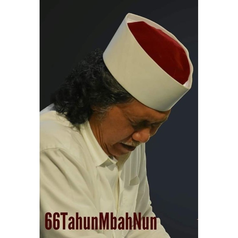 PECI peci songkok maiyah caknun,Peci maiyah merah putih bludru premium Tinggi 9cm 10cm Berkualitas b