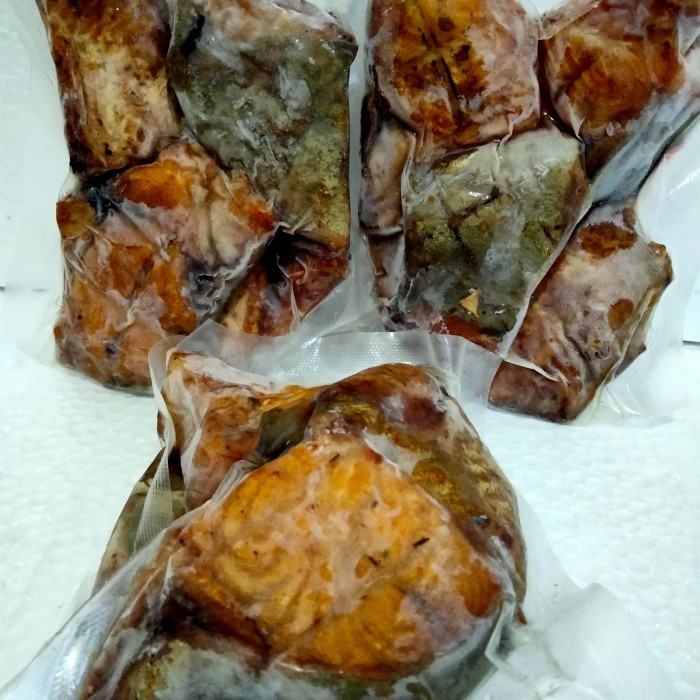 

Daging Asap Ikan Manyung - 9 ptg 500 gr