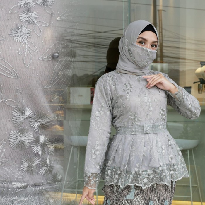 ✨LARIS✨ -Atasan kebaya tile modern / Kebaya salsa / Atasan Kebaya wisuda - Lilac, M