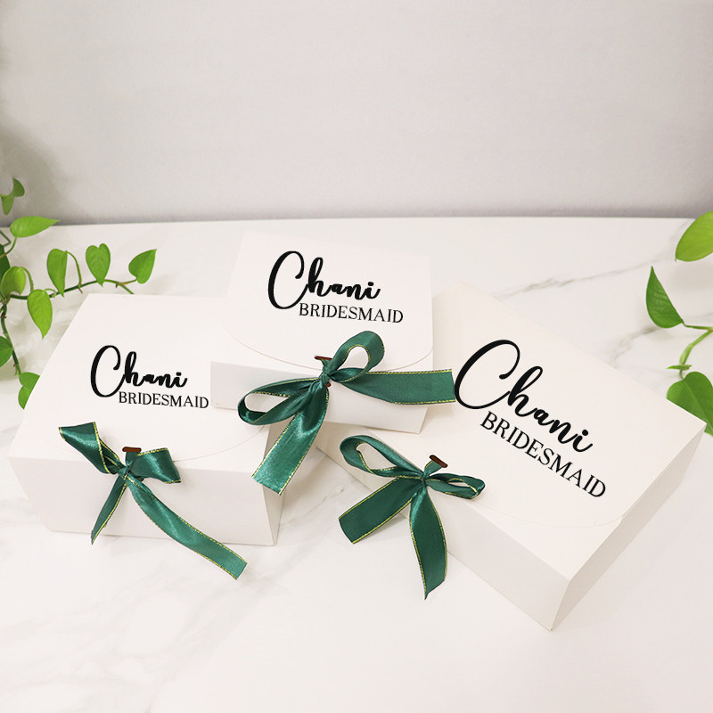 

1Pcs Custom Name Bridesmaid Wedding Gifts Paper Box Package Bride Groom Gifts Box Bridal Bachelorette Party Birthday Gifts Box