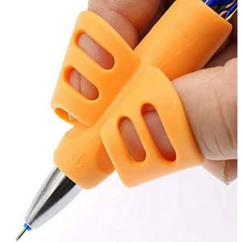 

Alat bantu tulis 3 grip belajar menulis pencil 3 grip pensil bolpoin bolpen pegang pencil pulpen belajar menulis anak sekolah D2V
