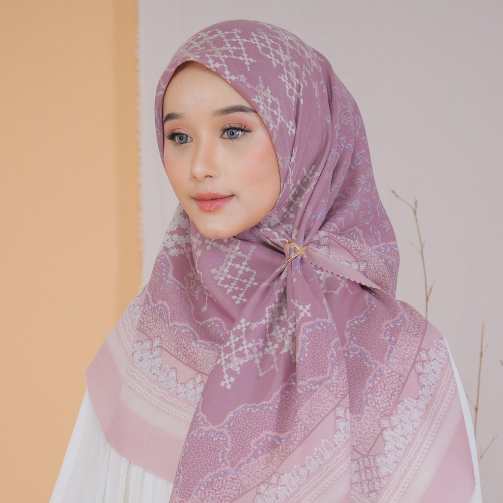Delmoon Hijab Voal Motif Premium RS-108522 Dusty Pink - Jilbab Segi Empat Motif Elegan & Adem