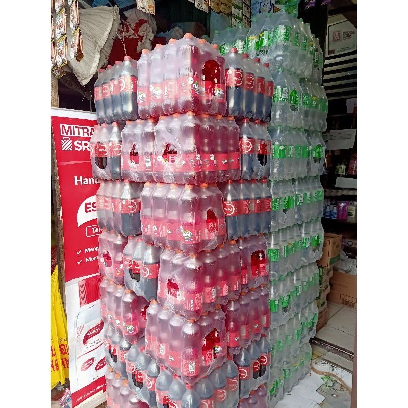 

Fanta ,sprite,Coca-Cola 1ltr per pak isi 12 botol