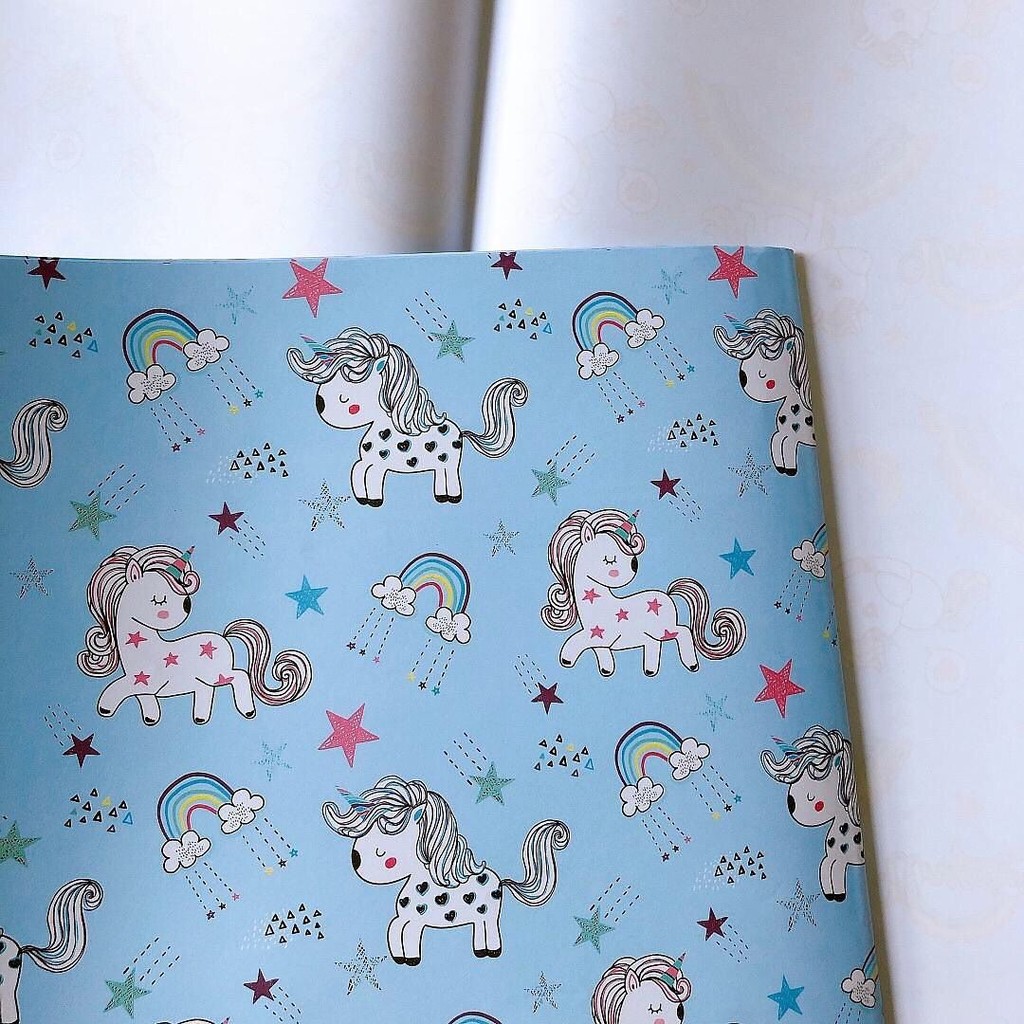 

Kertas kado jumbo blue unicorn star