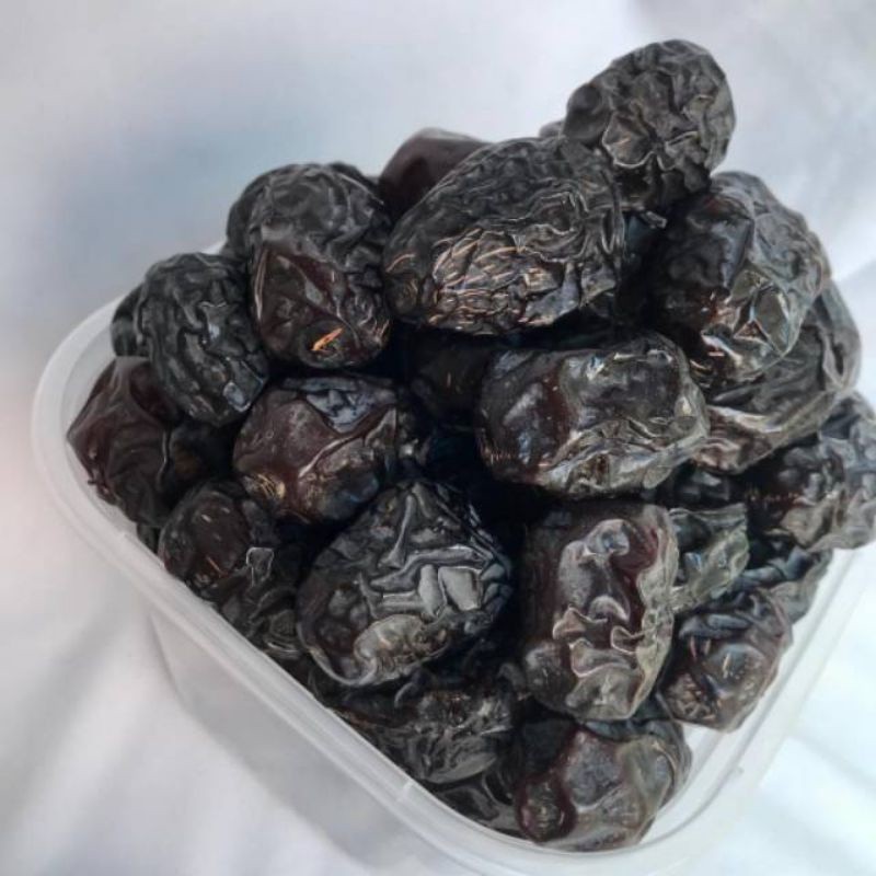

kurma ajwa premium grade a 1kg/kurma ajwa madinah super