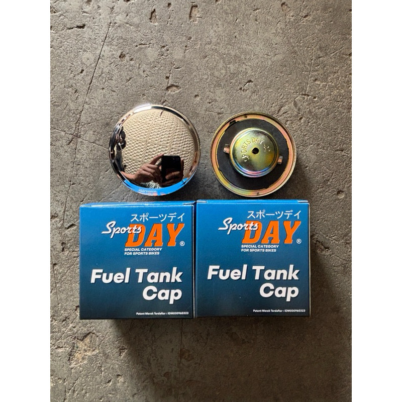 TUTUP TANGKI CB HITAM CHROME KUNCI MODEL ORIGINAL MOS DAY POLOS PNP CB 100 CB125 K3 K5 Win100