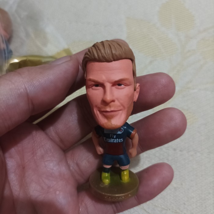 KY562 Beckham PSG Soccerwe figure