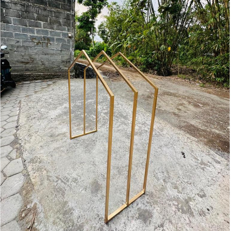 Dekor Industrial Standing Segitiga Gubukan Prasmanan Dekorasi 01
