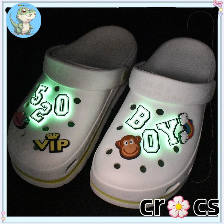 Crocs Jibbitz AHG-144   Pin Sandal Bercahaya Bentuk Angka Huruf Glowing in The Dark< Pins Charm> Put