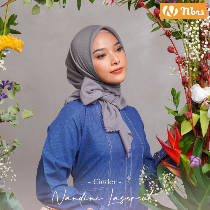 Nibras Hijab Segi Empat Polos Nandini Lasercut | Hijqb Segi Empat Premium |