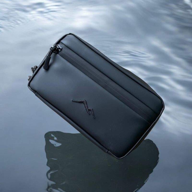 Elvis Vektra | Clutch bag | Handbag | Tas selempang | Pouch | Slingbag PROMO