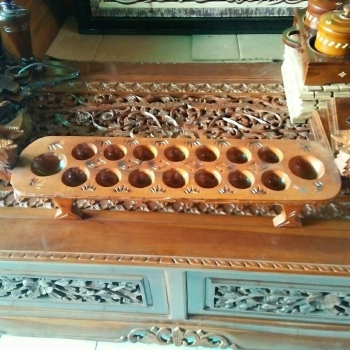 dakon congklak ukir dari kayu jati free biji dakon