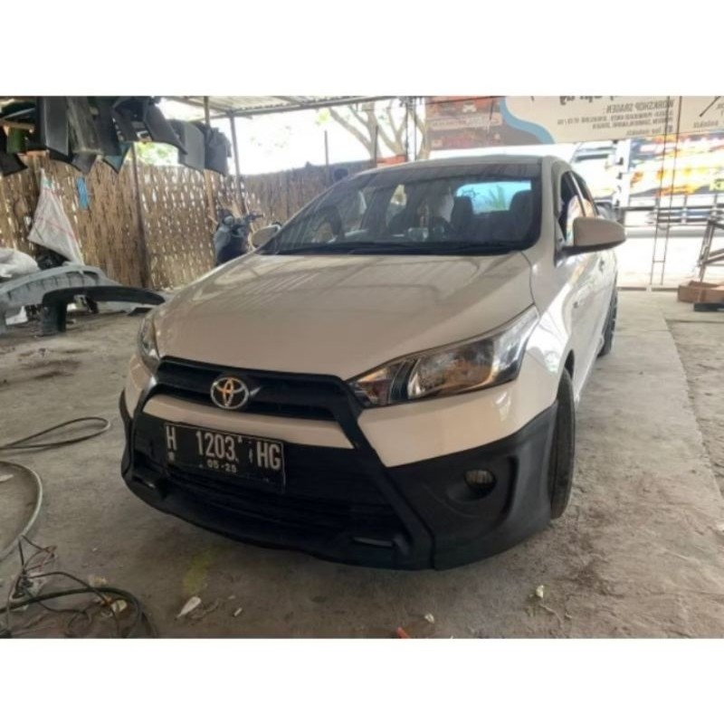 Bodykit Toyota Yaris depan saja 2014 2015 2016 2017