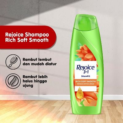 Rejoice Sampo Rich Halus Lembut Botol 340 ml