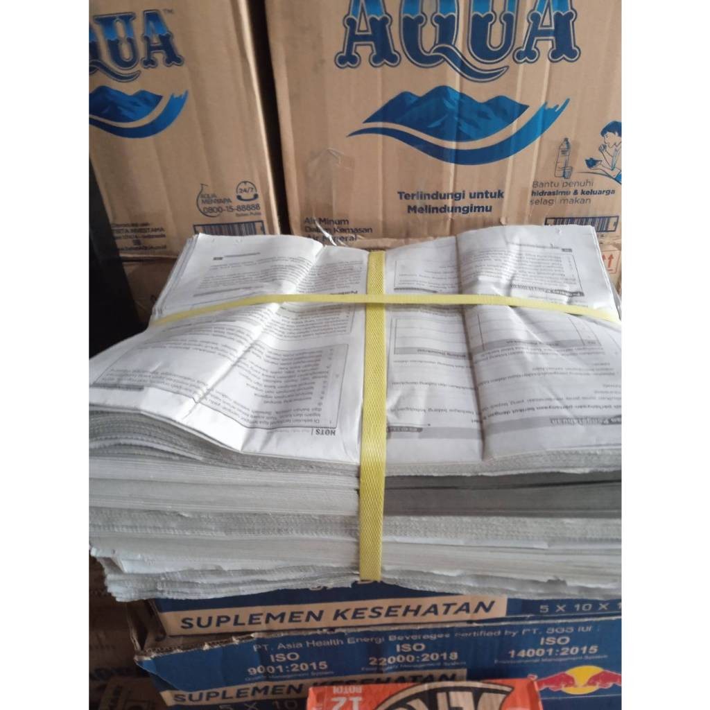 Koran Retur/ Koran Bekas 1kg  dan  500 gram/ Kertas Koran / Koran Campur / Majalah Bekas / LKS Bekas