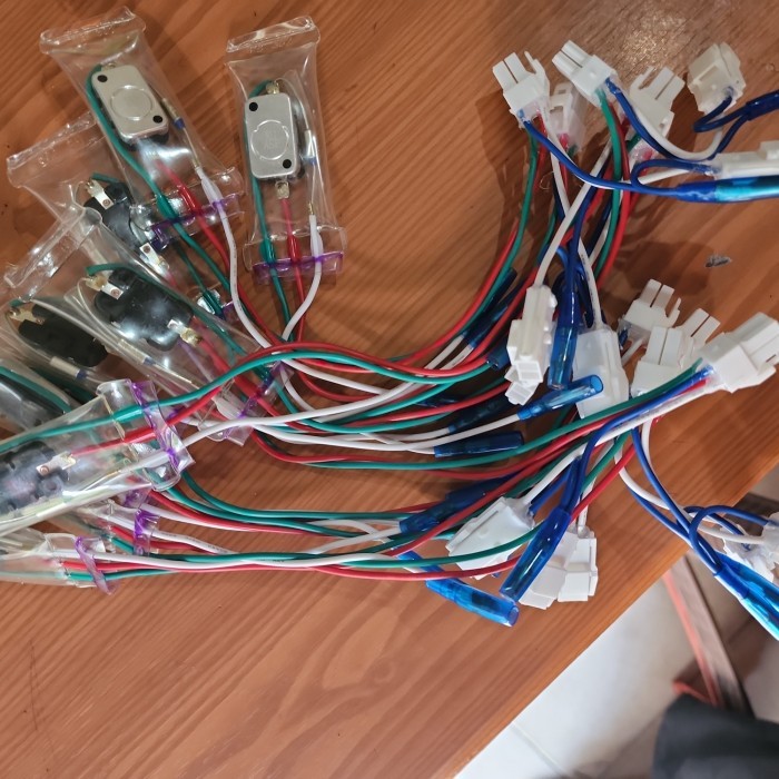 FUSE POLYTRON depros pius kulkas polytron