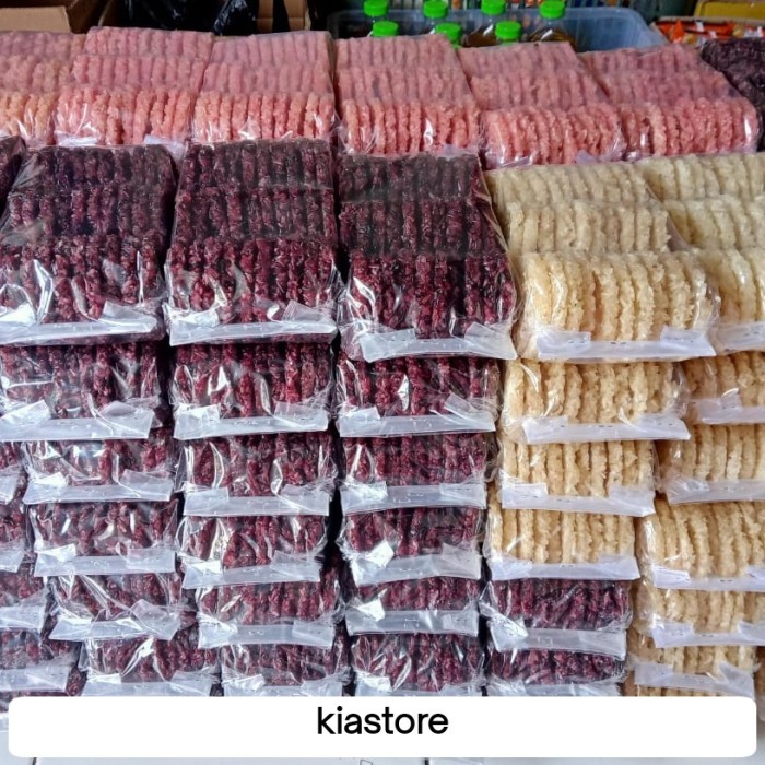 

Rengginang mentah isi 30 pcs terasi ketan hitam - ketan hitam