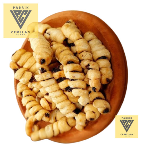 

PCV SALE LILIT 1Kg Cemilan Sale Gedhang Pisang Lilit Molen Lilit Pisang Sale Kering Basah Viral