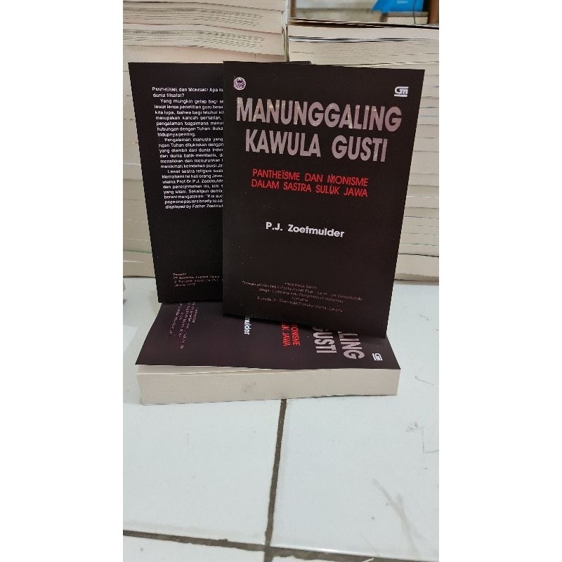 MANUNGGALING KAWULA GUSTI - P. J. Zoetmulder