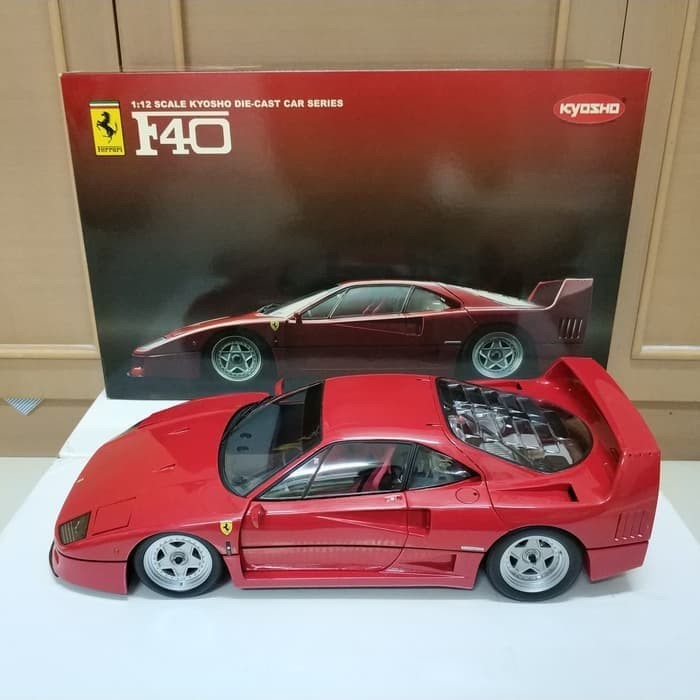 Miniatur Mobil Diecast Kyosho 1/12 Red Ferrari F40