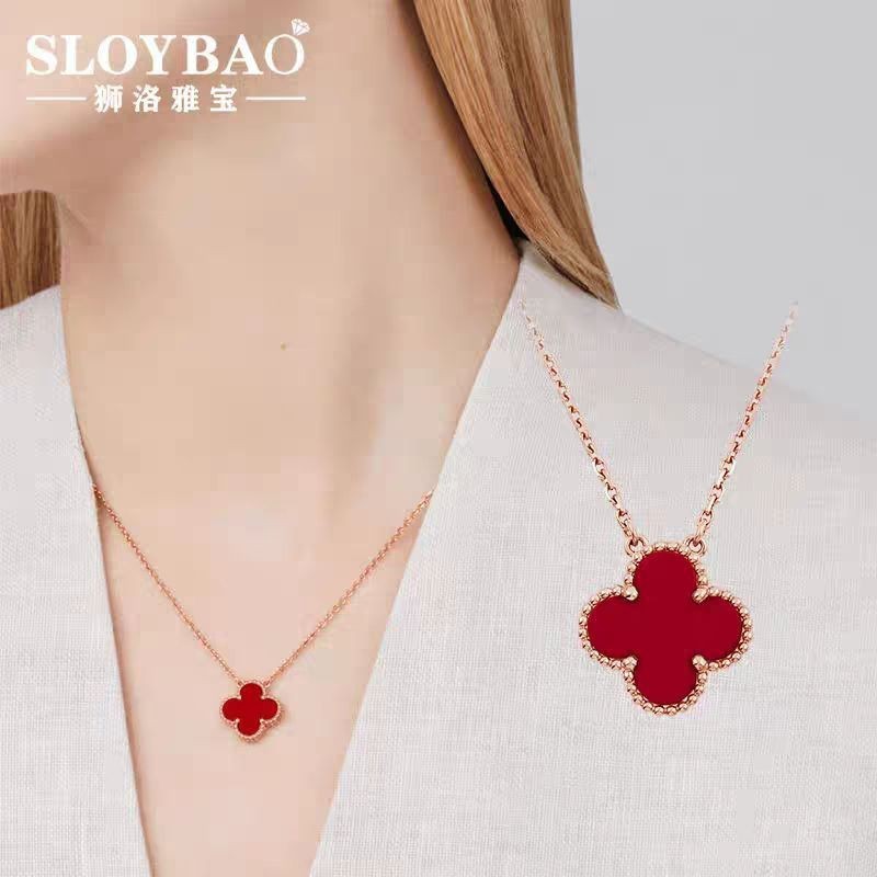 KALUNG TITANIUM WANITA RANTAI GOLD LIONTIN DAUN CLOVER MERAHKALUNG TITANIUM WANITA KALUNG TERBUAT DA