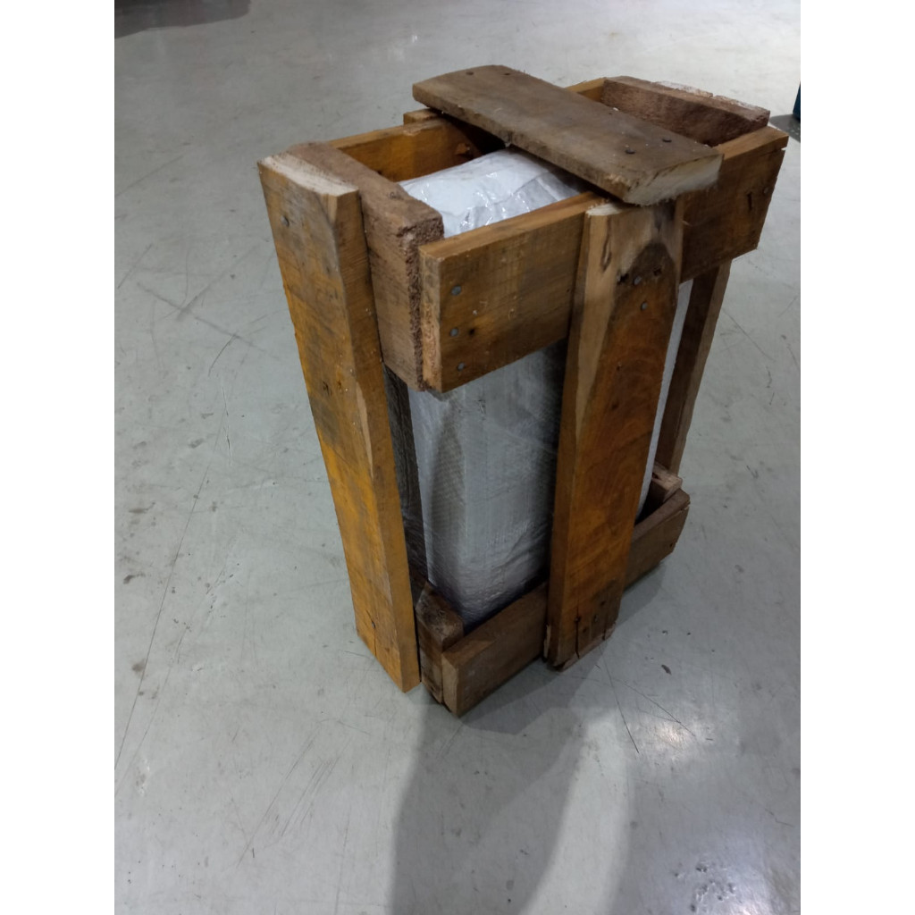 

ZULAIKHANUGROHOSHOP Packing Kayu Untuk Tambahan Packing Lebih Aman